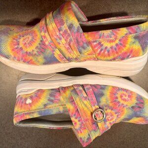 Nurse Mate Women's 5/6 Rainbow Tie Dye